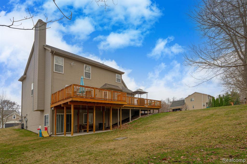8925 El Dorado Drive, White Lake, MI — Photo 40