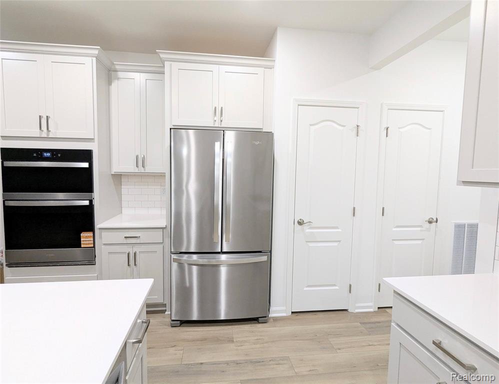 5562 E Spaniel Drive, Ann Arbor, MI 48108 — Photo 5