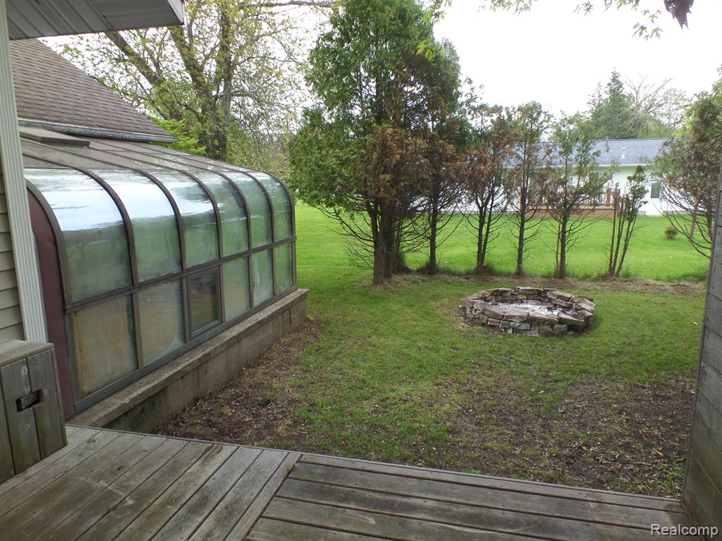 905 W 1ST Street, Tawas City, MI 48763 — Photo 3
