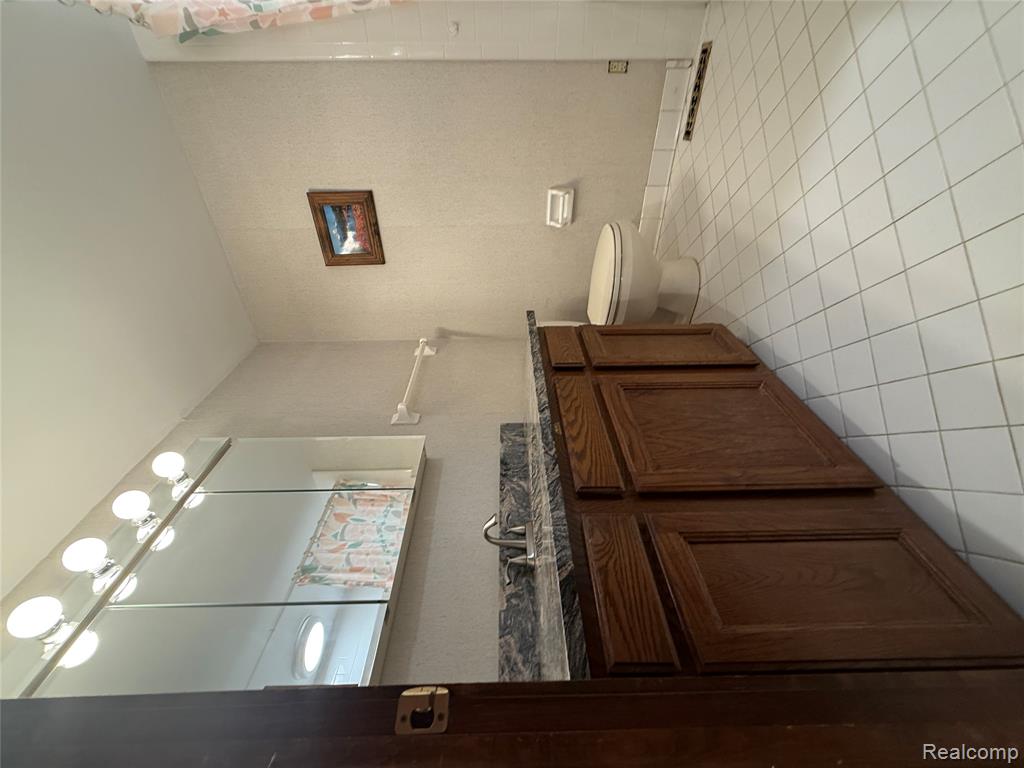 6302 Laurentian Court, Flint, MI 48532 — Photo 30