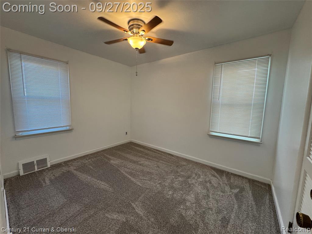 4208 Grindley Park Avenue, Dearborn Heights, MI 48125 — Photo 15
