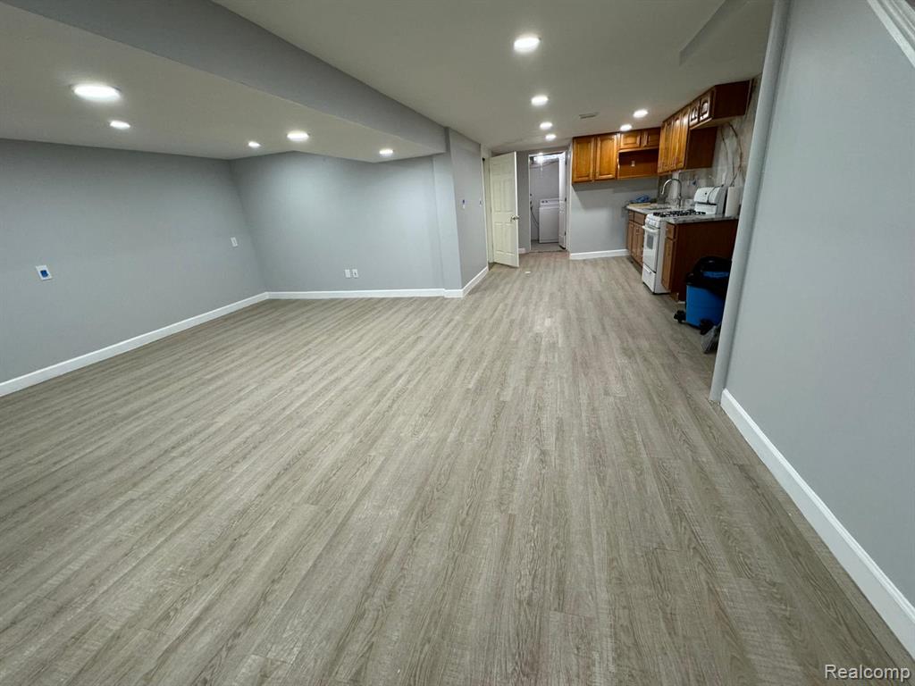 7176 N Gulley Road, Dearborn Heights, MI 48127 — Photo 22