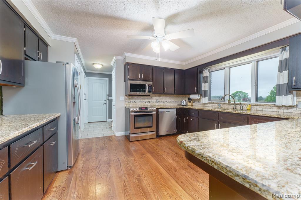 8653 Burnside Rd, Brown, MI 48416 — Photo 11