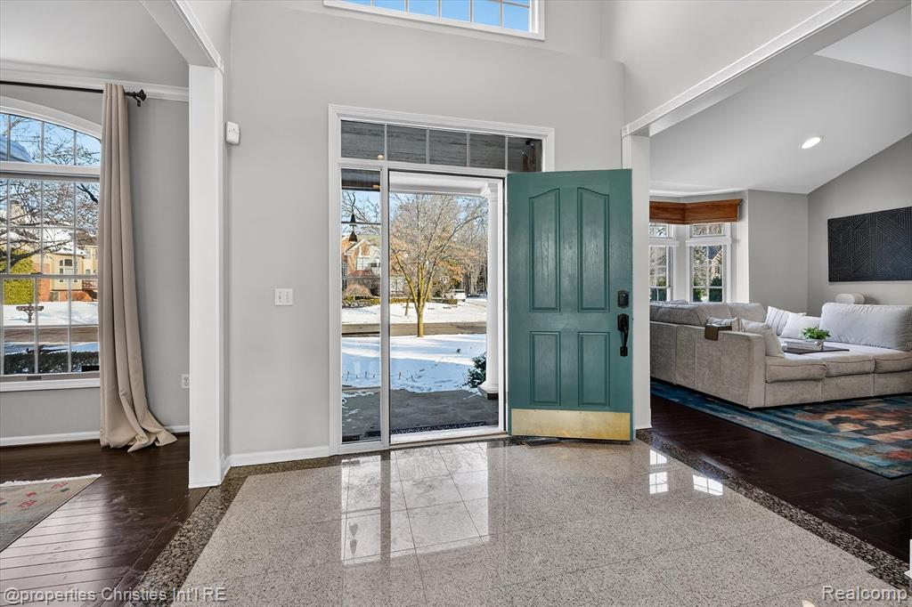 45653 TOURNAMENT Drive N, Northville, MI 48168 — Photo 6