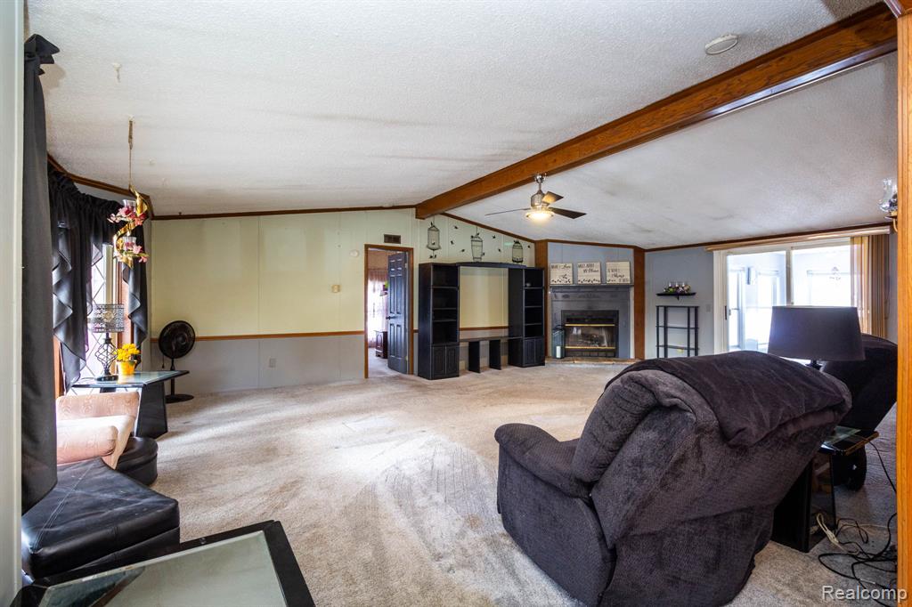8200 Oakville Waltz Road, Belleville, MI 48111 — Photo 7