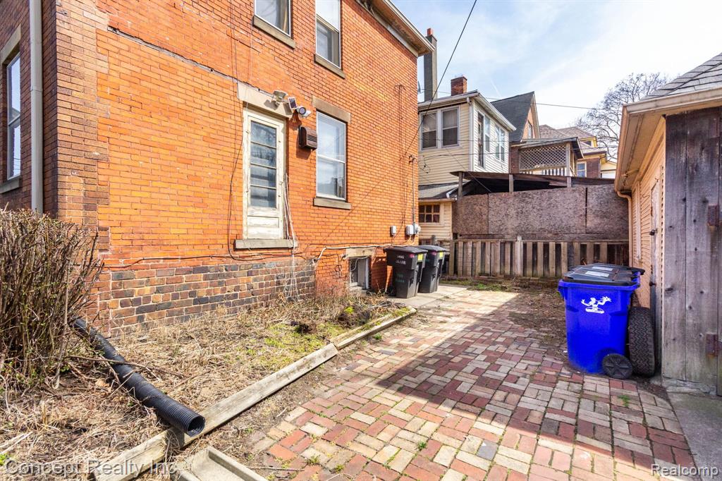 1489 Clark Street, Detroit, MI 48209 — Photo 32