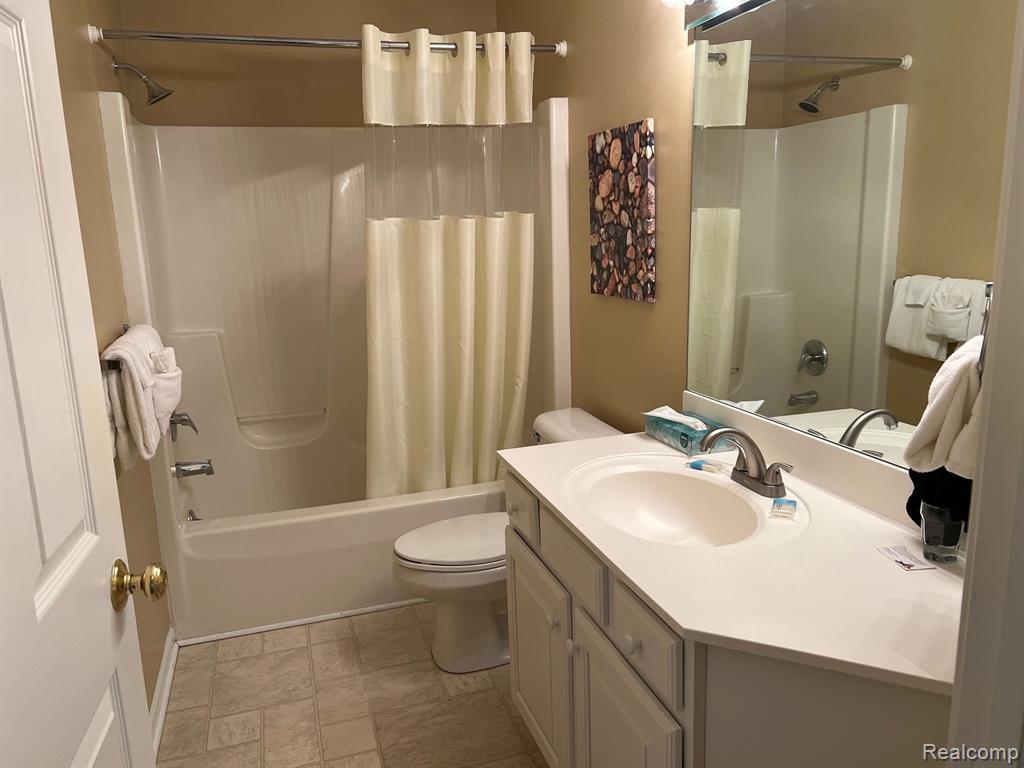 5678 N. Crossover Drive, Bellaire, MI, 49615