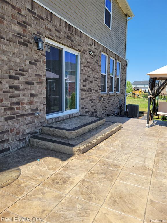 7799 Ryder Court, Utica, MI 48317 — Photo 4