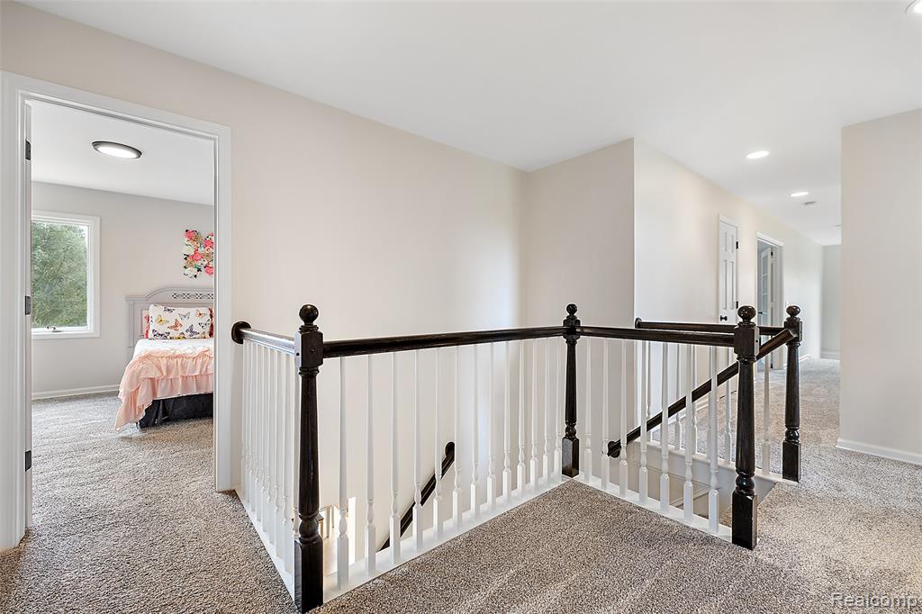 190 Sequoia Lane, Leonard, MI 48367 — Photo 24