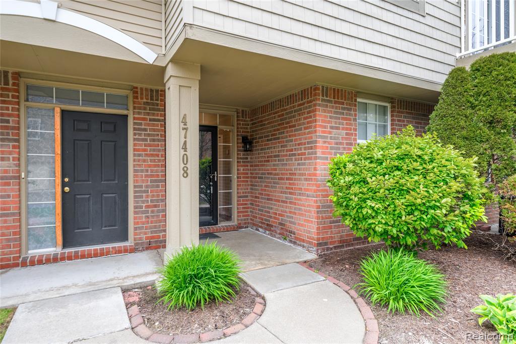 47408 PEMBROKE Drive, Canton, MI 48188 — Photo 7