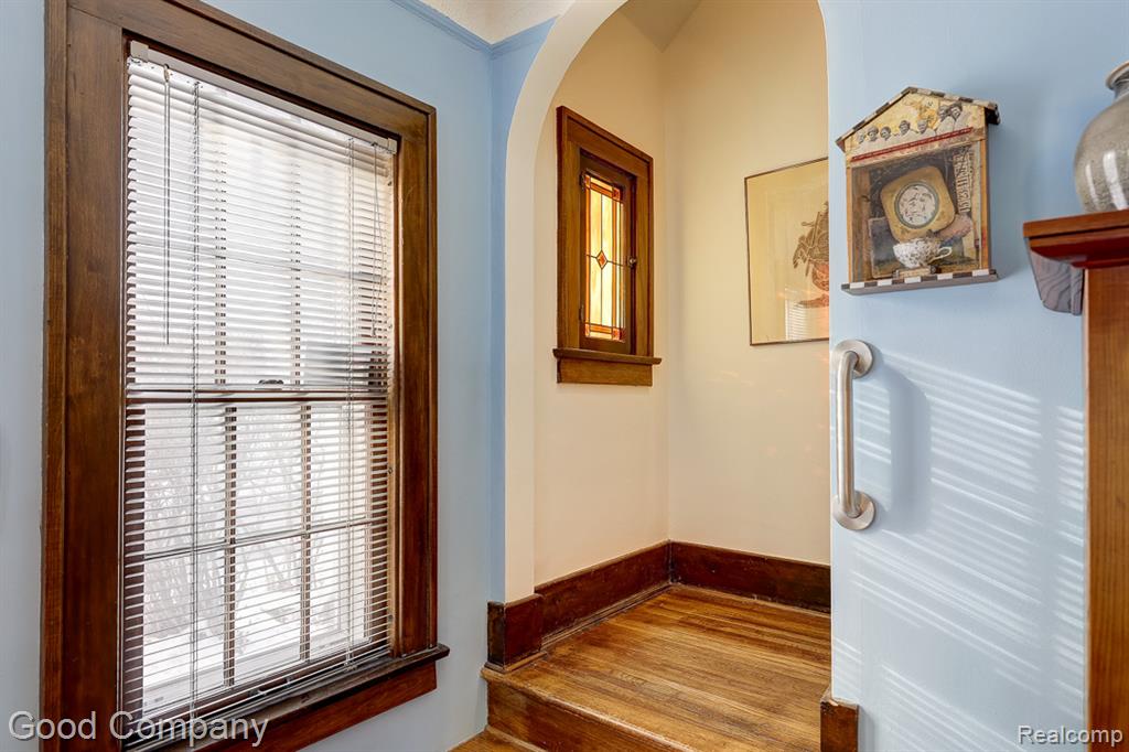 19 Oakdale Boulevard, Pleasant Ridge, MI — Photo 18