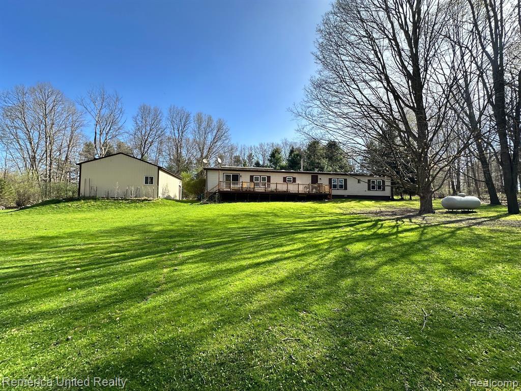 6565 W COON LAKE Road, Howell, MI 48843 — Photo 7