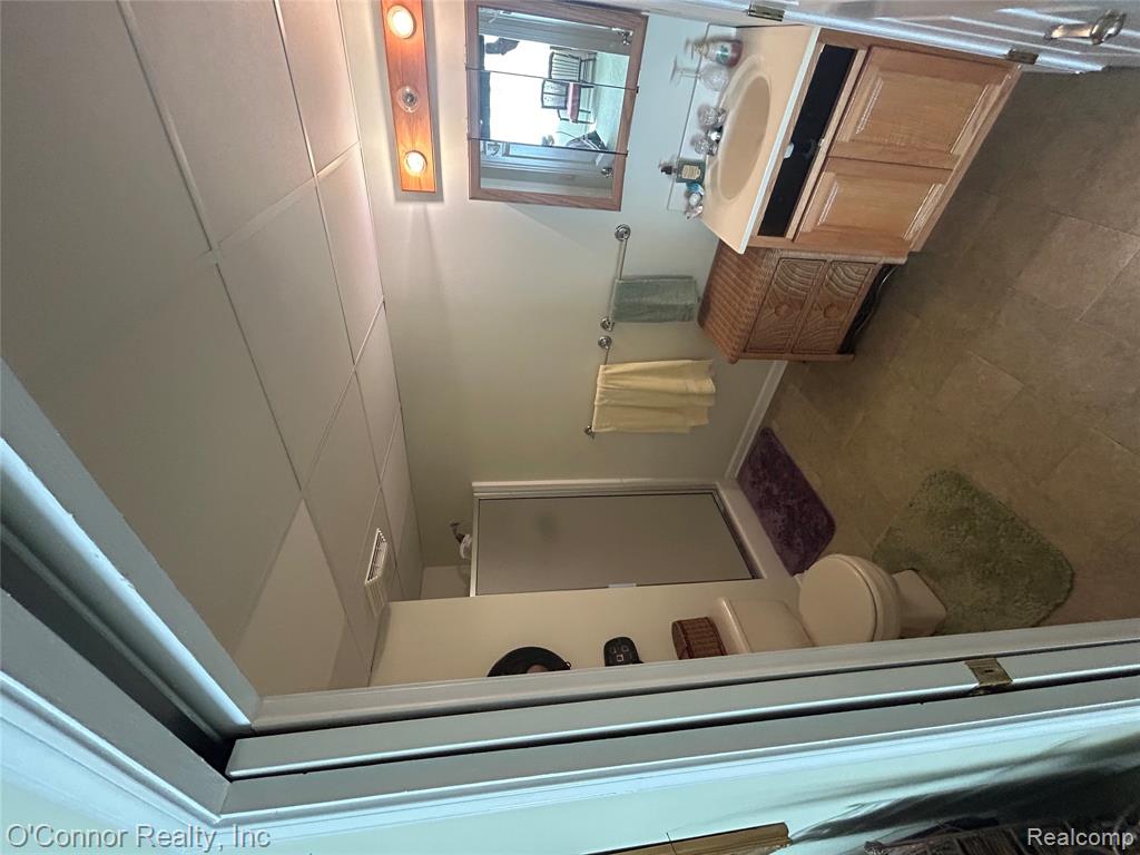 821 Crystal Lane, Marysville, MI 48040 — Photo 24