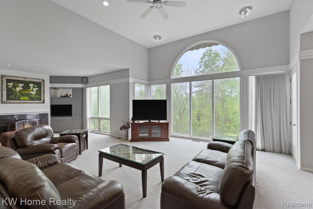 4958 COUNTRYSIDE Drive, West Bloomfield, MI 48323 — Photo 7