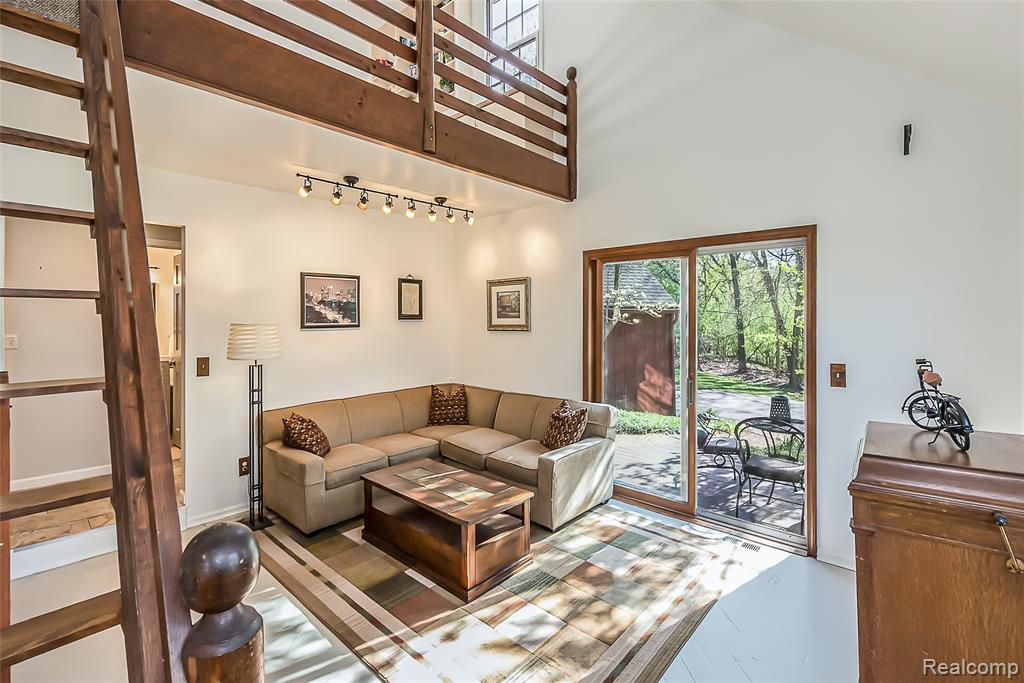 2694 WAYSIDE Drive, Ann Arbor, MI 48103 — Photo 36