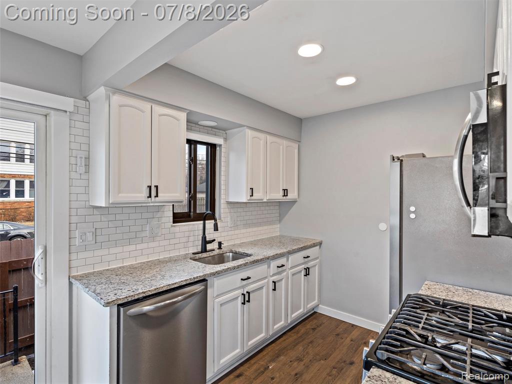 828 E 2nd Street, Royal Oak, MI 48067 — Photo 6