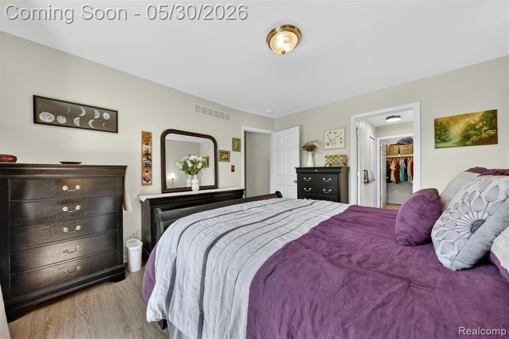 18364 Beechwood Street, Roseville, MI 48066 — Photo 24