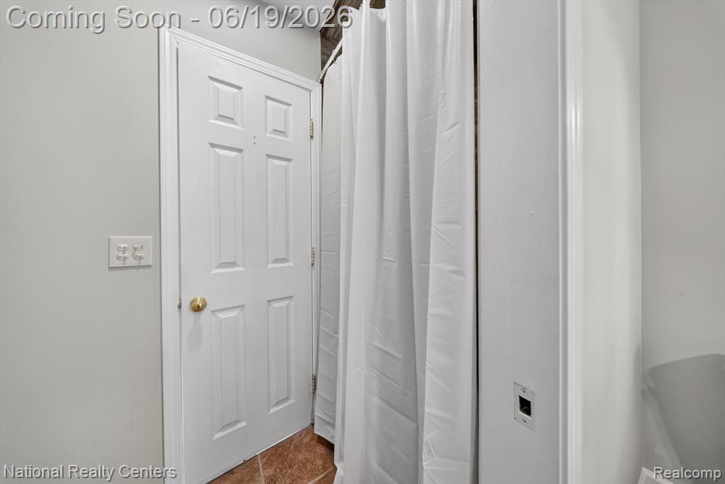 360 Woodland Drive, South Lyon, MI 48178 — Photo 50