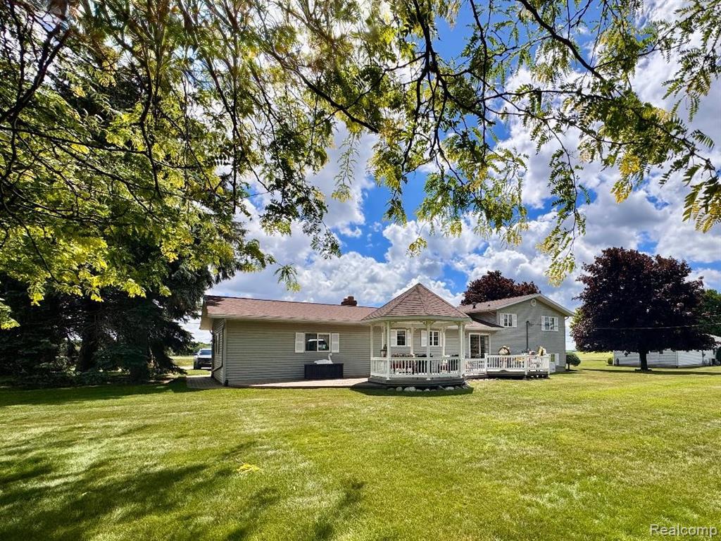 6686 Schott Road, Mayville Vlg, MI 48744 — Photo 9