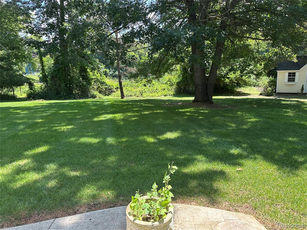 962 Hidden Valley Drive, Lake Orion, MI 48362 — Photo 41