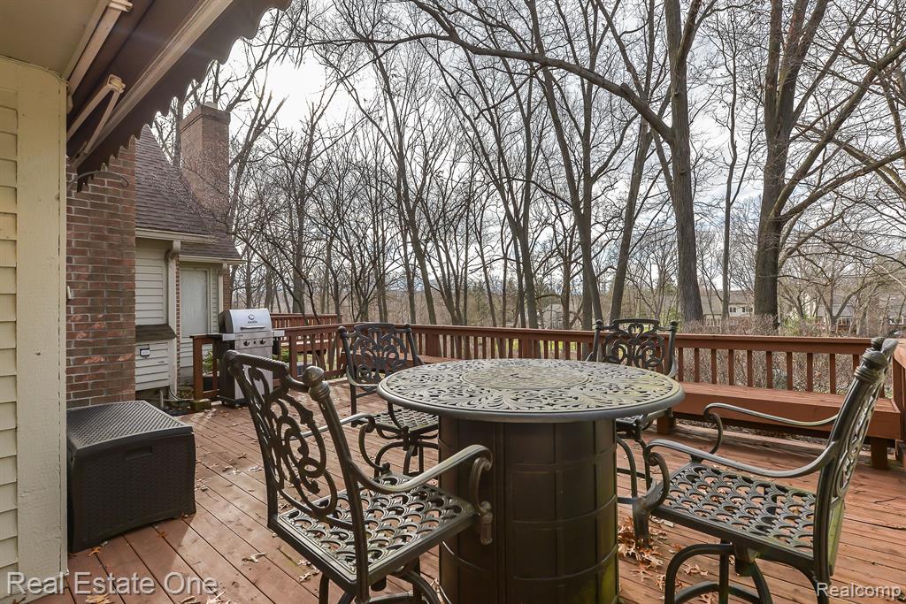 4490 GOLF VIEW Drive, Brighton, MI 48116 — Photo 23
