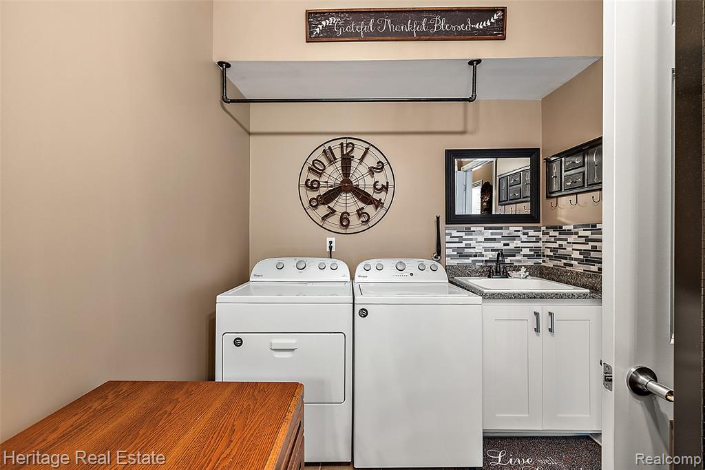 7892 Marie Drive, Utica, MI 48316 — Photo 21