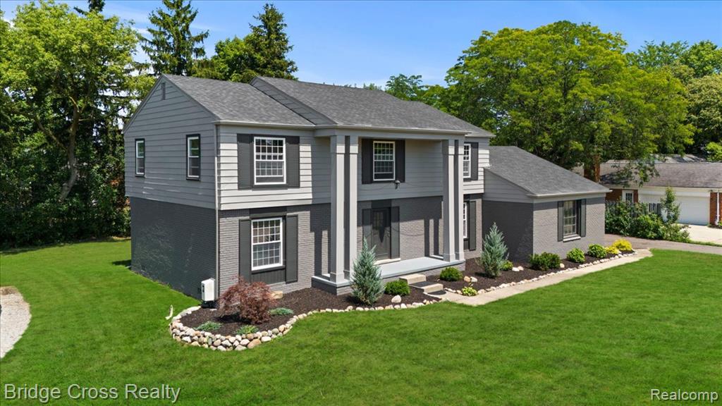 655 S Spinningwheel Lane, Bloomfield Hills, MI 48304 — Photo 2