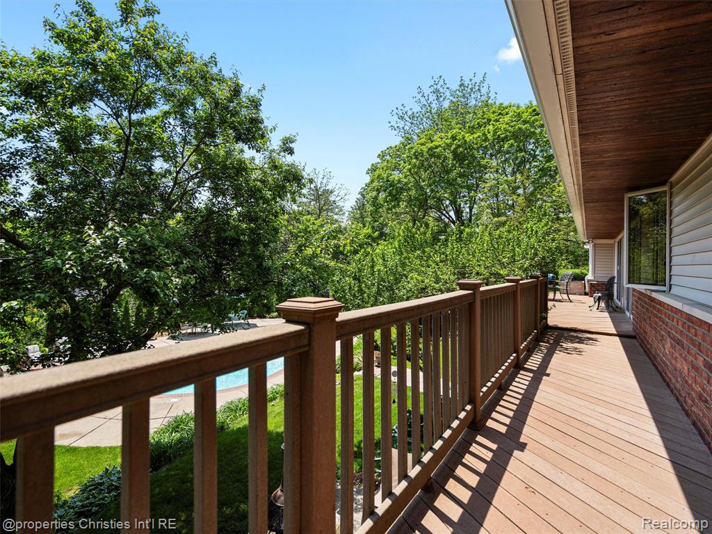 4383 Pine Tree Trail, Bloomfield Hills, MI 48302 — Photo 13