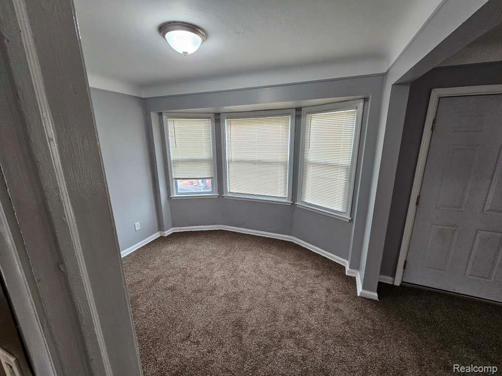 8442 Warwick Street, Detroit, MI 48228 — Photo 26