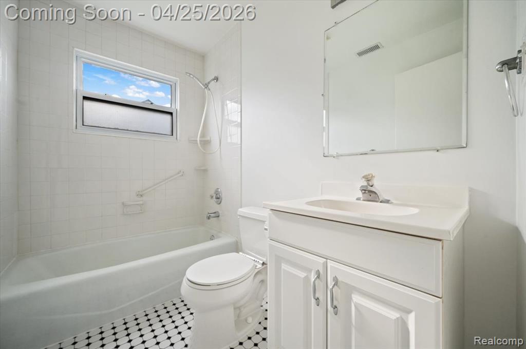1588 Garfield Avenue, Lincoln Park, MI 48146 — Photo 9