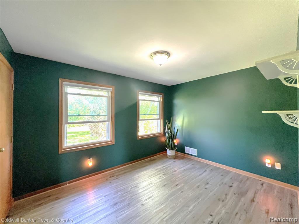 717 N Youngs Road, Attica, MI 48412 — Photo 38
