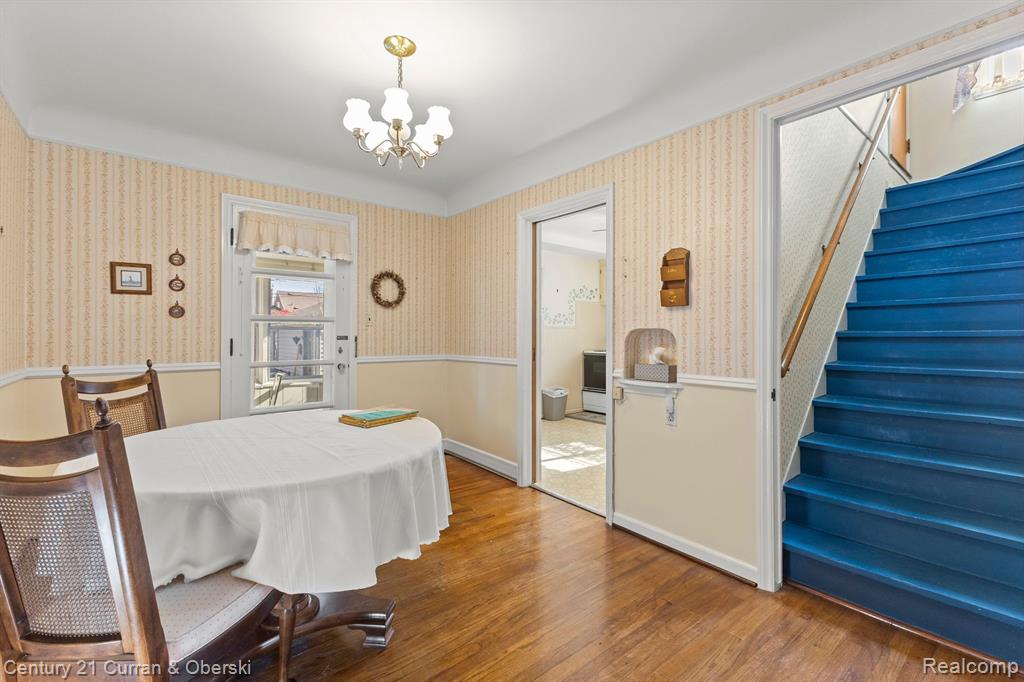 932 N VERNON Street, Dearborn, MI 48128 — Photo 9