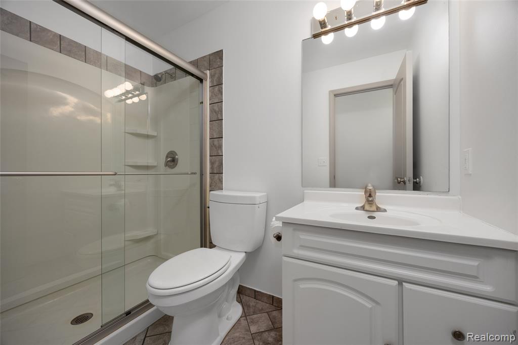 360 Arbor Pine Drive, Ortonville, MI 48462 — Photo 19