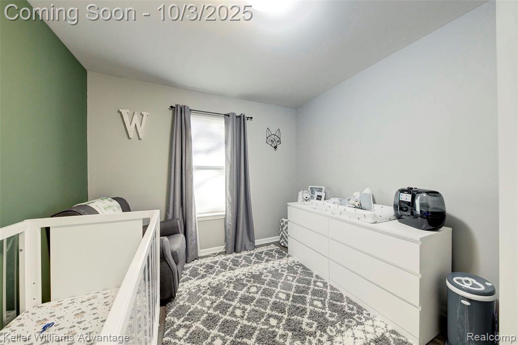 988 Calpernia, Wixom, MI 48393 — Photo 27