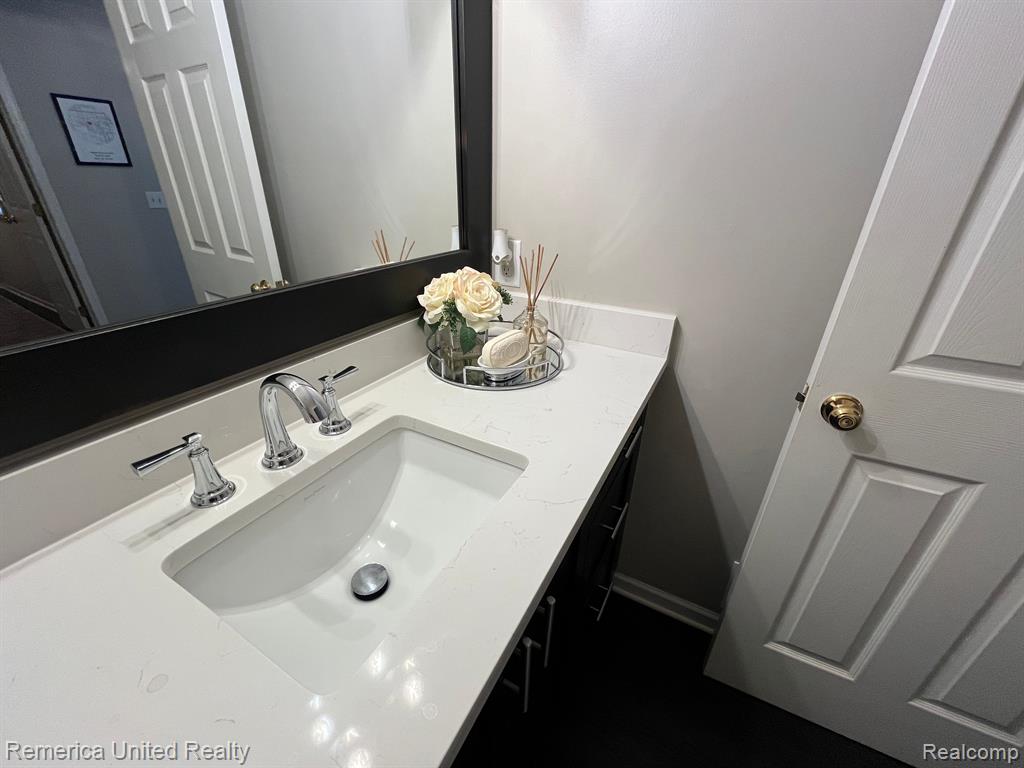 4465 GOLF VIEW Drive, Brighton, MI 48116 — Photo 14