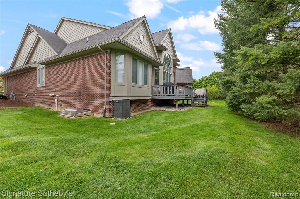 5375 Pembrooke Crossing Court, West Bloomfield, MI — Photo 7