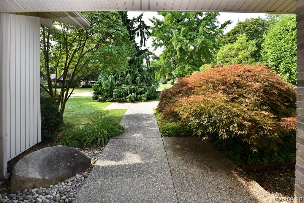 5550 Raven Road, Bloomfield Hills, MI 48301 — Photo 3