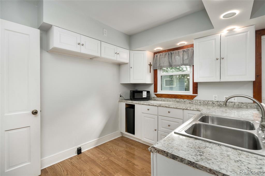 414 Fremont Street, Flint, MI 48504 — Photo 14