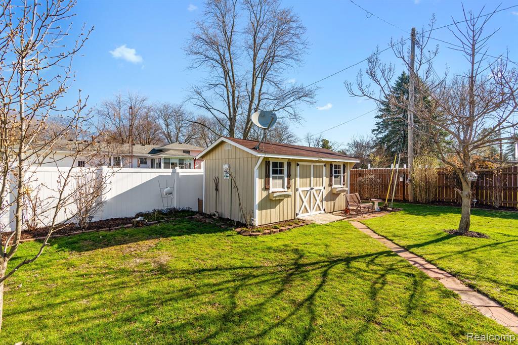 76 W BRAMAN Avenue, Milan, MI 48160 — Photo 27