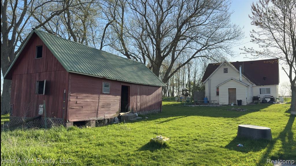 2258 N SCHOENHERR Road, Custer, MI 49405 — Photo 5