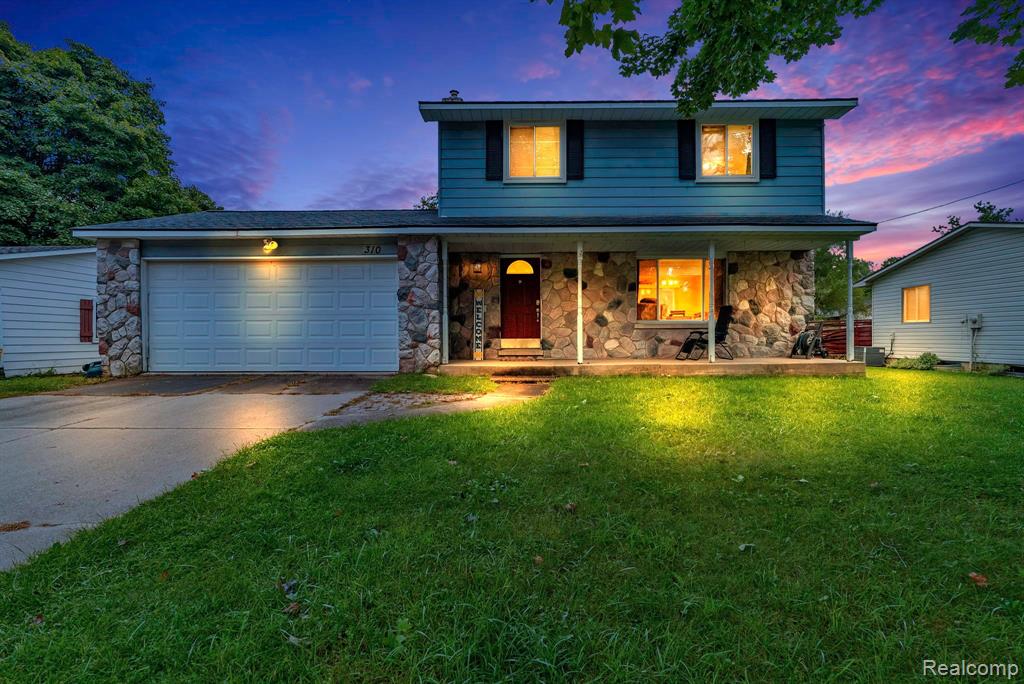 310 AIRPORT Drive, Holly, MI 48442 — Photo 4