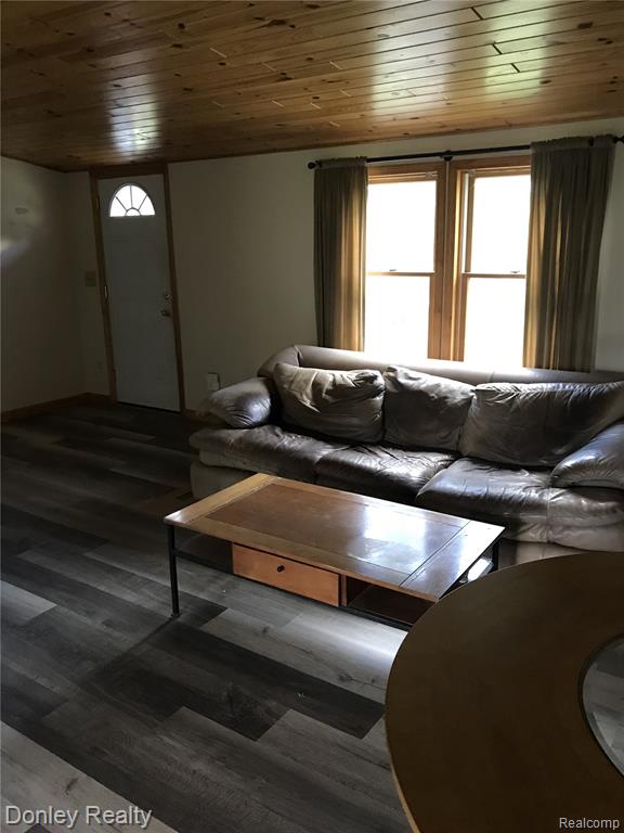 6767 White Creek Road, Marlette, MI 48453 — Photo 5
