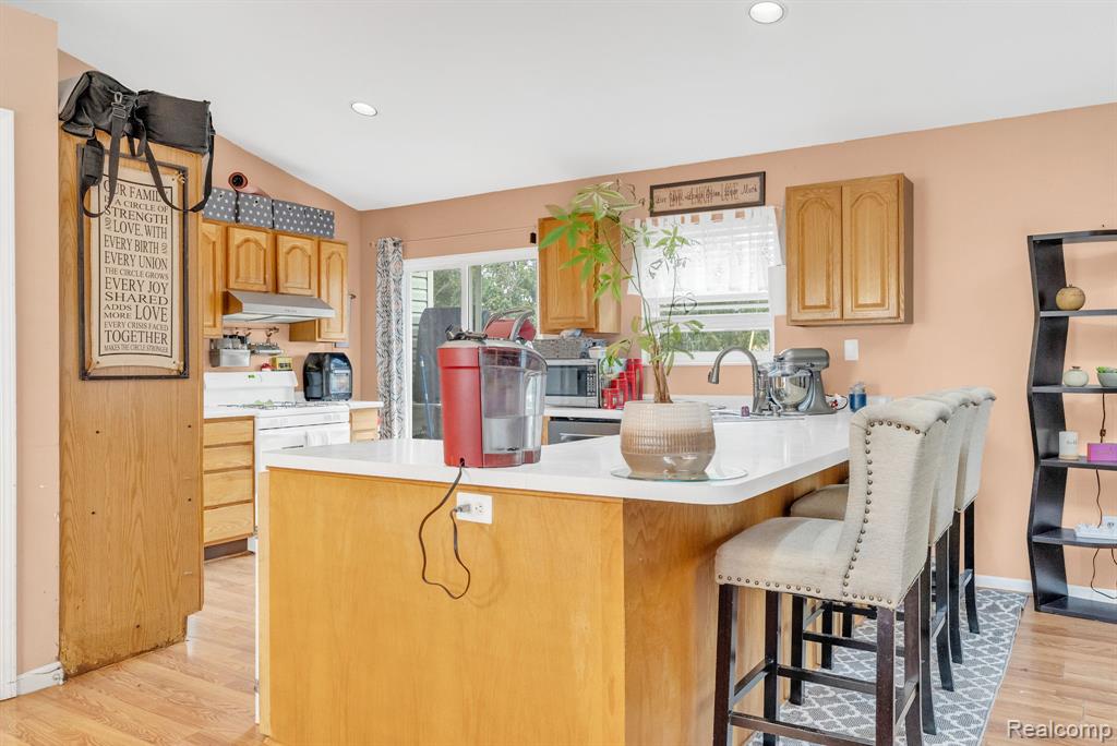 2215 Hancock Street, Port Huron, MI 48060 — Photo 12