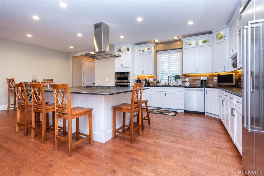 302 Tanview Drive, Oxford, MI, 48371