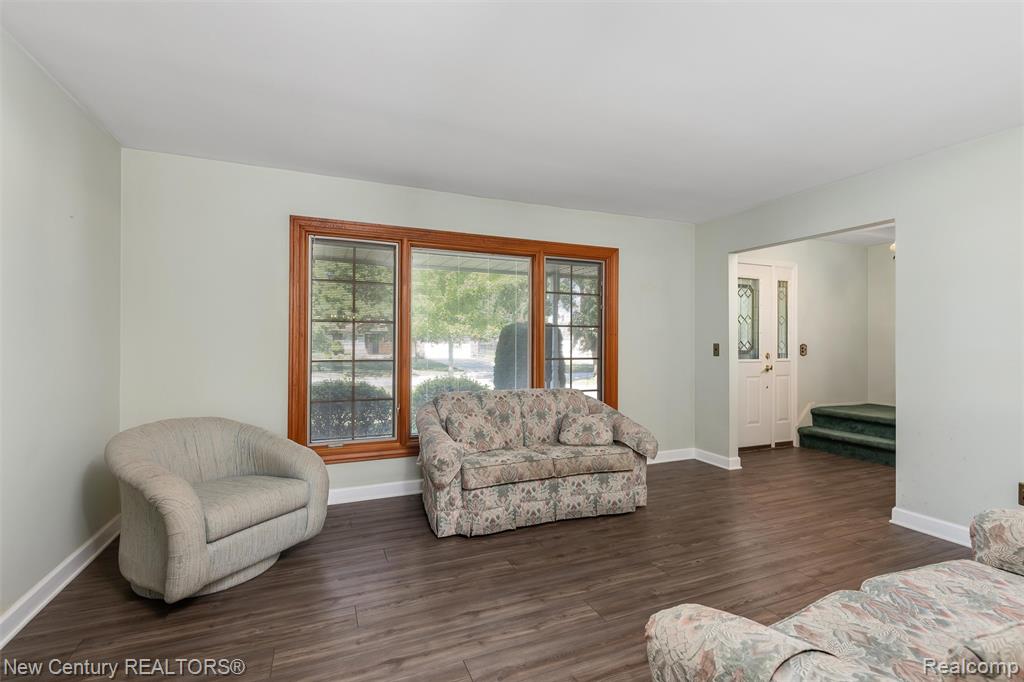 5140 Babbit Drive, Troy, MI 48085 — Photo 8