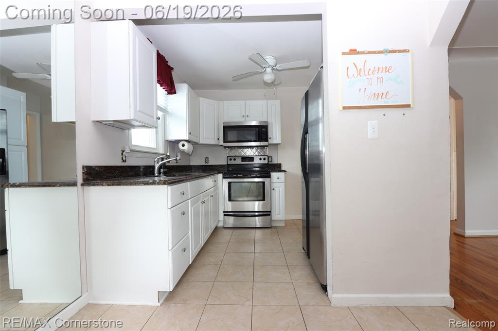 4011 Mildred Street, Wayne, MI 48184 — Photo 7
