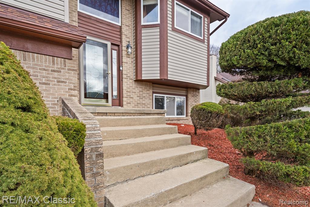 7165 Amanda Drive, Van Buren, MI 48111 — Photo 4