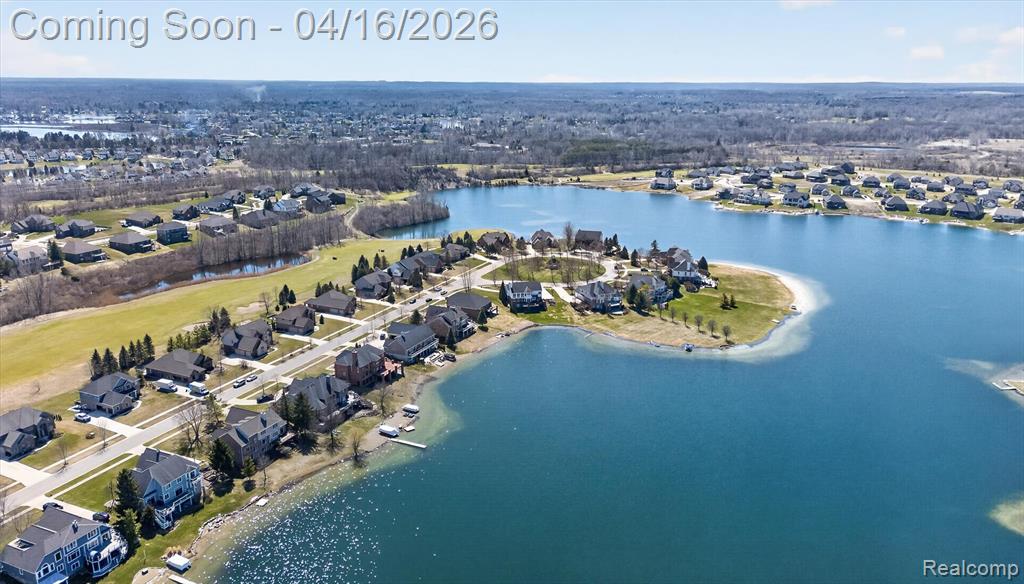 625 Southshore Drive, Oxford, MI 48371 — Photo 68