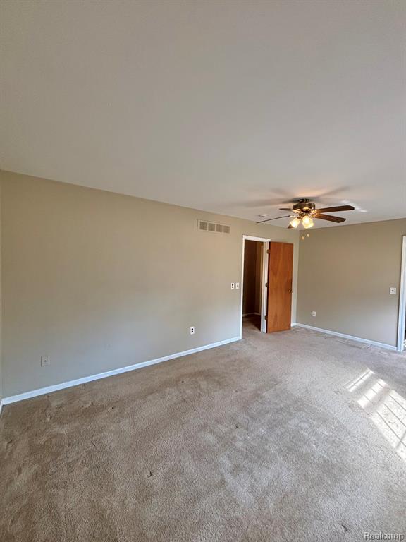 401 Doremus S Doremus Lane W, 10, Saint Clair Shores, MI 48080 — Photo 25