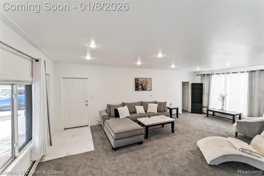 28854 Hennepin, Garden City, MI — Photo 17
